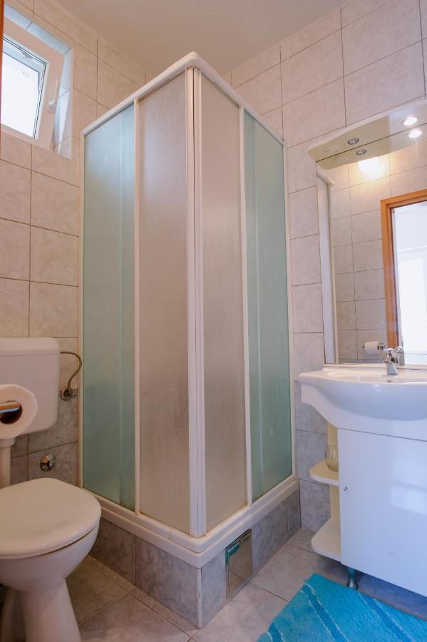 Pension Maric Rooms Brist Extérieur photo